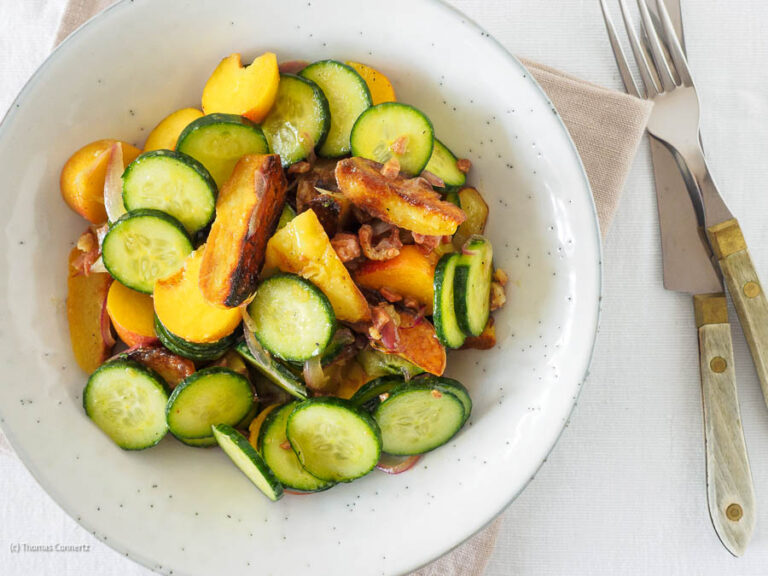 Bratkartoffel Pfirsich Gurke Salat