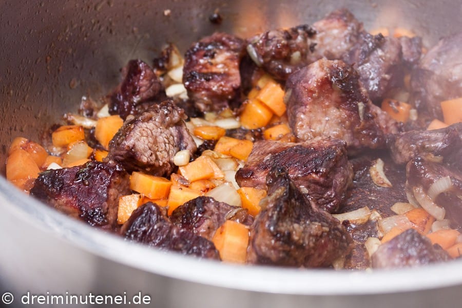 Fleisch anbraten Fleisch anbraten