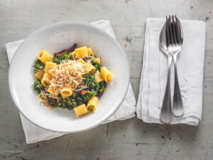 Gruenkohl Pasta Speck