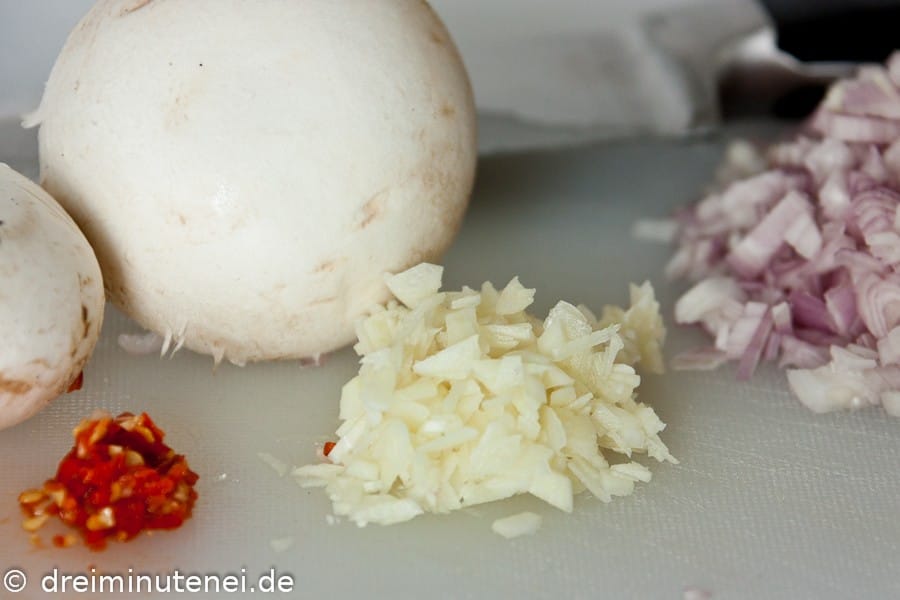 Pilze Chili Knoblauch Zwiebeln Pilze Chili Knoblauch Zwiebeln